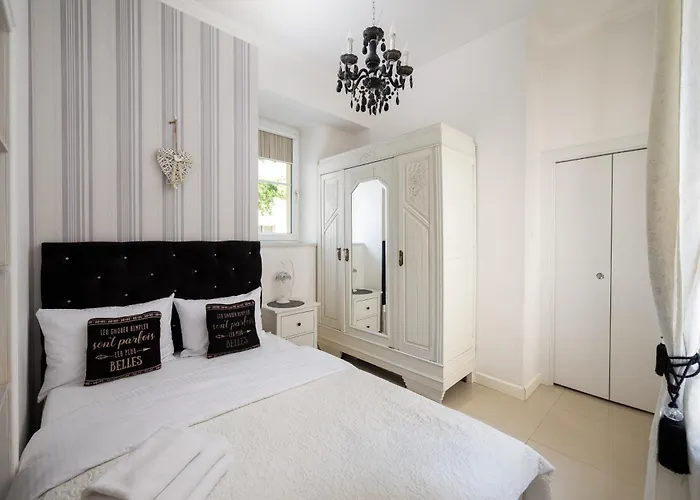 Wilcza Centre Chic By Bookinghost Apartment Warsaw