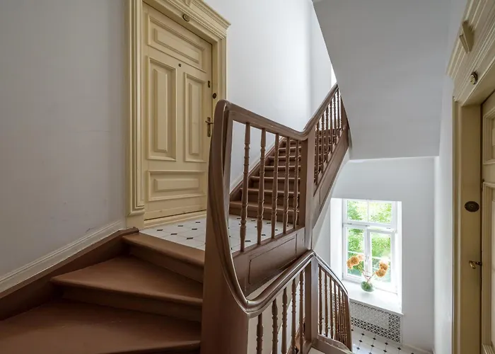 Apartment Wilcza Centre Chic By Bookinghost *