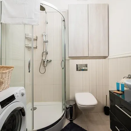 Wilcza Centre Chic By Bookinghost * وارسو